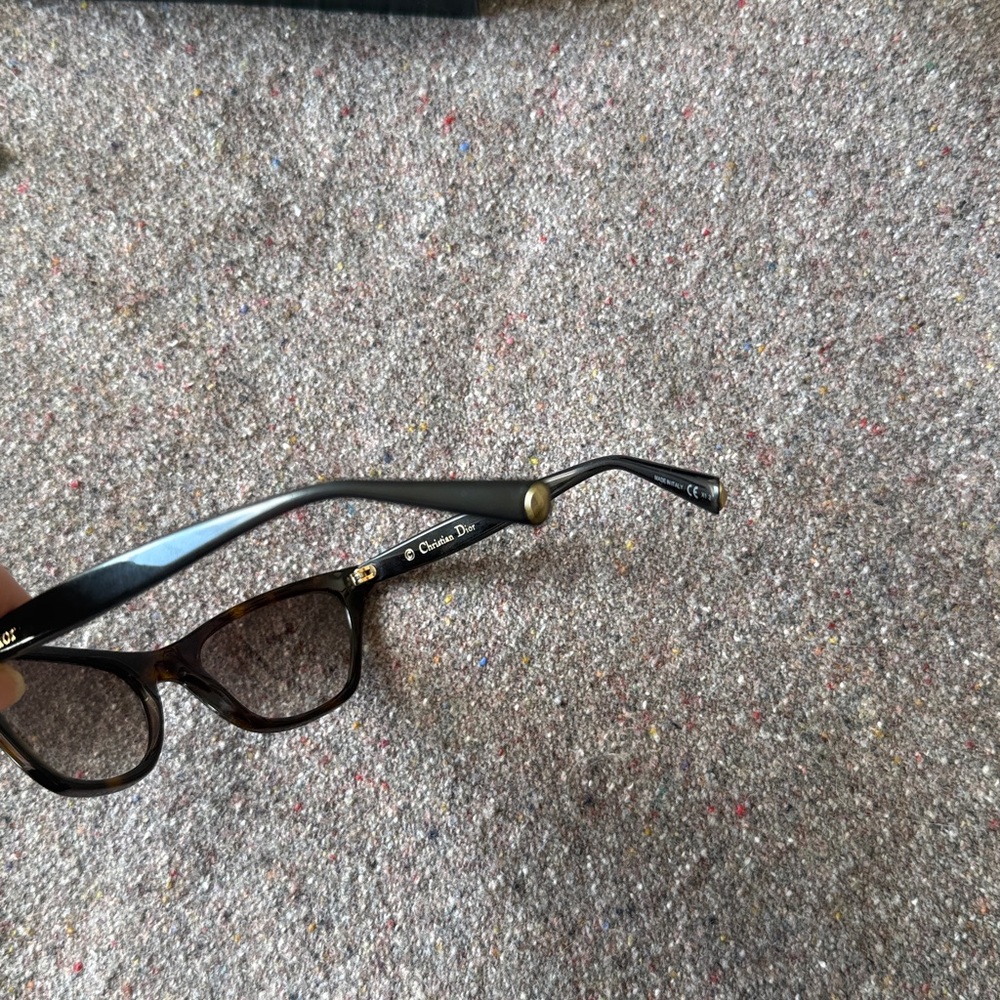 Dior Collection “Les Marquises” Tortoiseshell Sunglasses - Picture 7 of 8